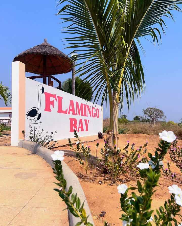 Entrada do Flamingo Bay Resort