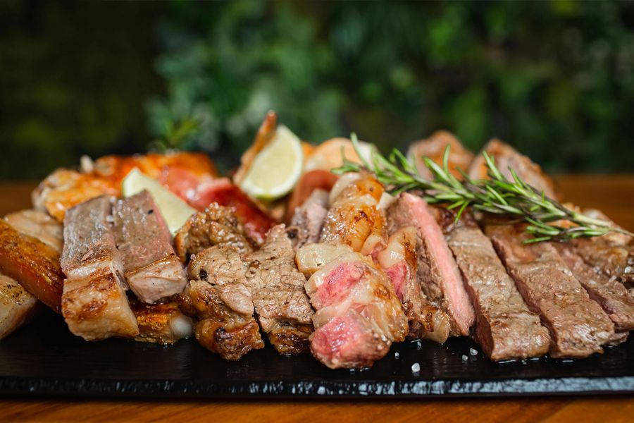 Prato de carnes
